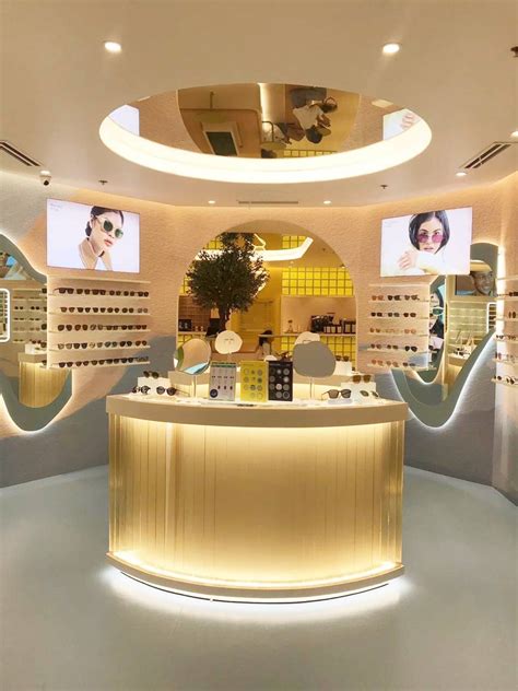 Welcome To Sunnies World, The Sunnies Brand's Biggest Store .